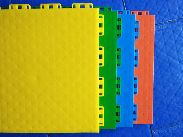 Lantai-Interlock-Untuk-Lapangan-Futsal-04